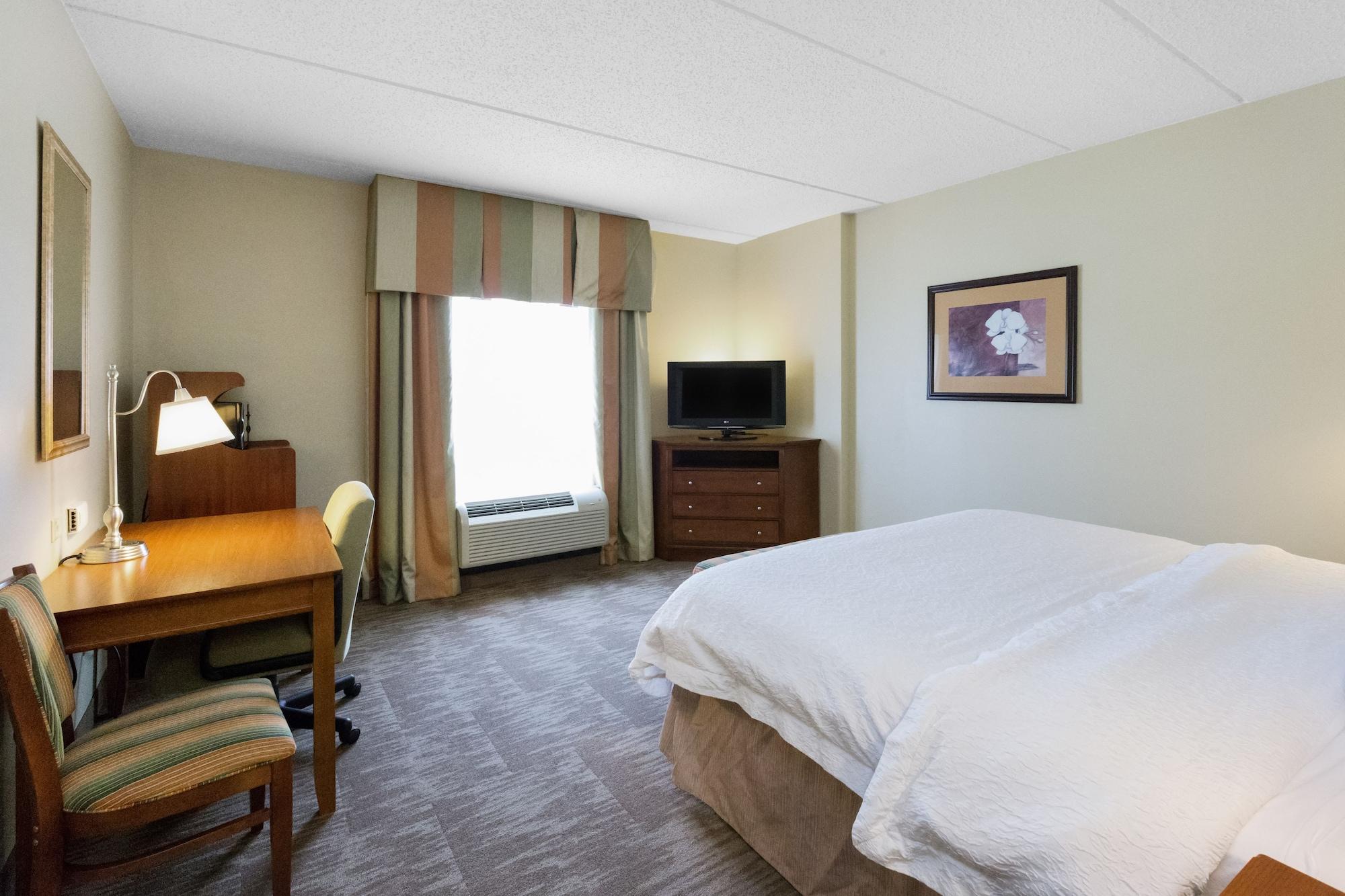 Hampton & Hotel Blairsville