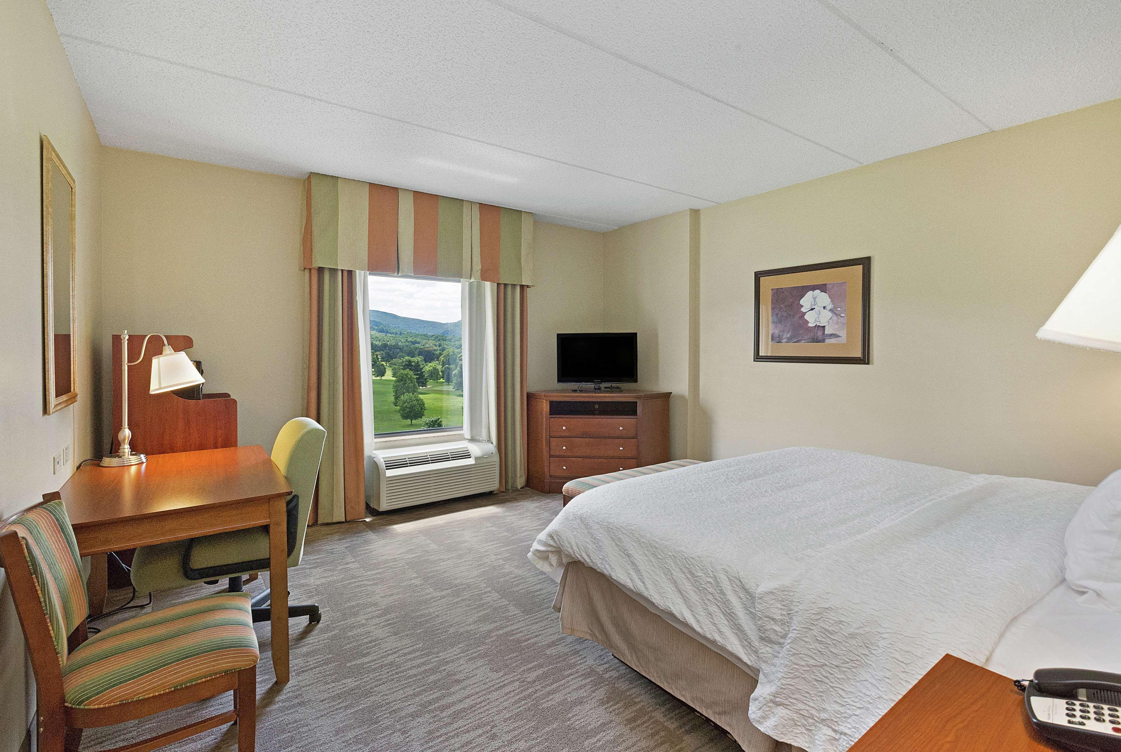 Hotel Hampton & 3*